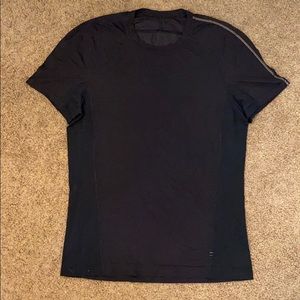 Mens lululemon tee